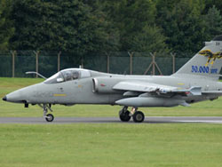 Italia cung cấp cho quân đội Afghanistan máy bay cường kích AMX