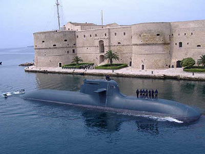 Avio nhận phát triển hệ thống lái tự động cho tàu ngầm U212A của Italia