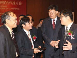 Thương mại Việt-Trung hướng tới đích 25 tỷ USD