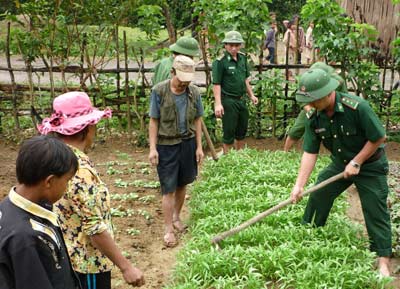 Hướng mới cho người Rục