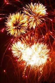 Người dân Phú Thọ náo nức xem bắn pháo hoa nhân dịp Giỗ tổ Hùng Vương