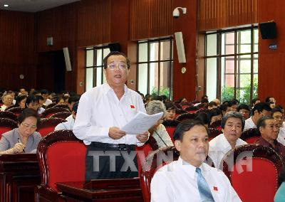 “Nóng” về phát triển bền vững