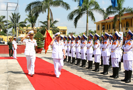 Đoàn Tư lệnh Hải quân ASEAN thăm Đoàn 679 Hải quân