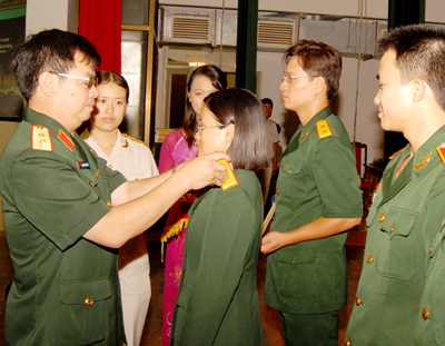 Tổ chức lễ tôt nghiệp cho 380 kĩ sư quân sự