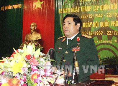 Kỷ niệm trọng thể 65 năm thành lập Quân đội nhân dân Việt Nam 