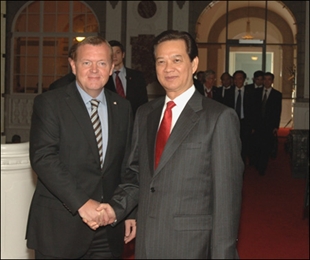 Xây dựng “Quan hệ Đối tác vì sự phát triển” 