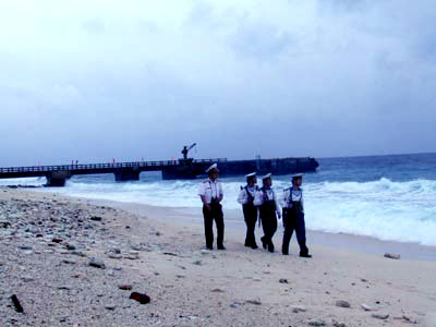 Trường Sa đón Tết sớm