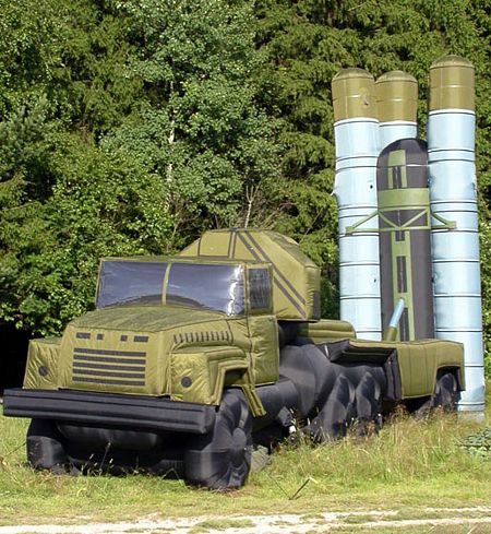 Kho vũ khí “giả” y như thật của Nga