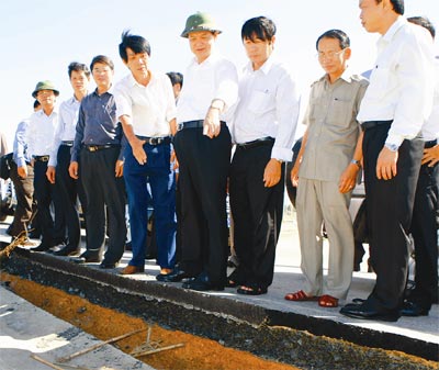 Trực tiếp chỉ đạo khắc phục hậu quả lũ lụt tại Quảng Nam