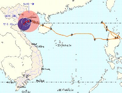 Tâm bão số 10 cách bờ biển các tỉnh Hải Phòng-Nam Định khoảng 60 km về phía Đông