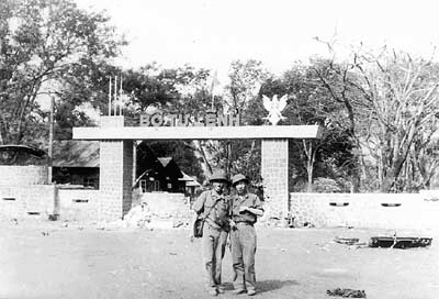 Phóng viên ra trận