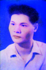 Tìm người thân và đồng đội