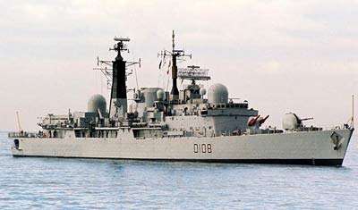 Pháo mặt đất lắp trên tàu hải quân