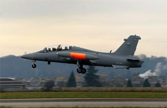 Malaysia nhận 8 máy bay huấn luyện MB-339 của Ý