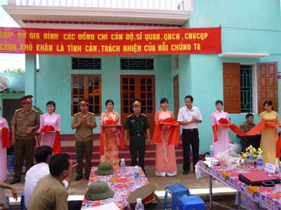 Niềm vui của vợ chồng anh Trợ