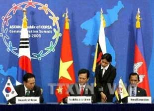 Bế mạc Hội nghị cấp cao ASEAN-Hàn Quốc kỷ niệm 20 năm thiết lập quan hệ đối thoại