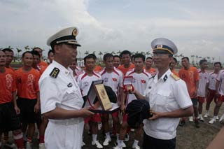 Chuyến thăm đầu tiên của Hải quân ta tới Trung Quốc