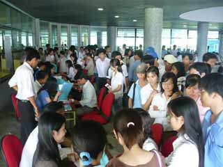 “Cây cầu” nối giữa “ba nhà”