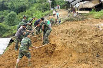Lực lượng vũ trang đóng vai trò chủ lực