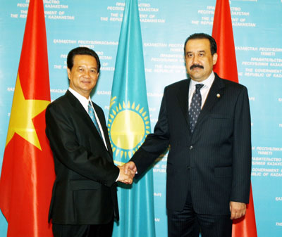 Việt Nam và Ca-dắc-xtan nhất trí thúc đẩy quan hệ kinh tế, thương mại và đầu tư