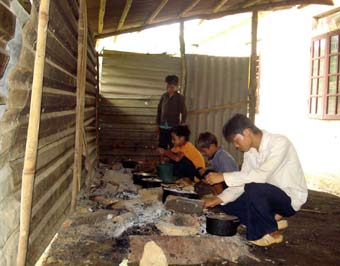 “Cháu vẽ ông mặt trời”