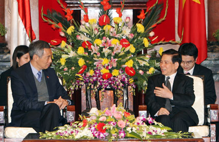 Chủ tịch nước Nguyễn Minh Triết tiếp Thủ tướng Xin-ga-po