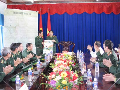 Đại tướng Phùng Quang Thanh: Thăm và chúc Tết tại Kon Tum