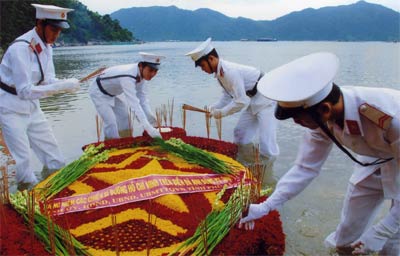 Những ngày tàu và bến gặp nhau