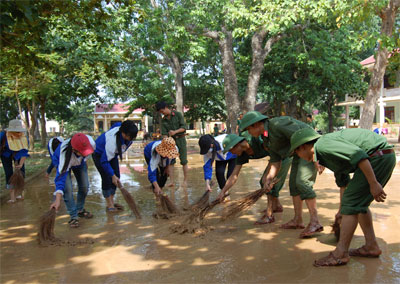 Đưa làng quê trở lại yên bình