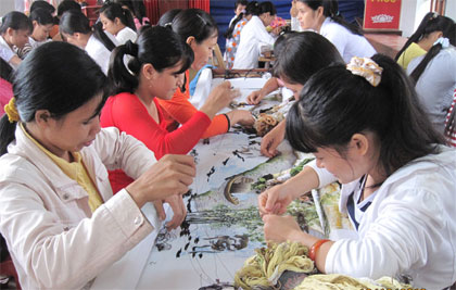 Mấu chốt là phải tạo được việc làm