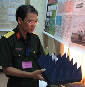 Tấm vật liệu hấp thụ sóng ra-đa