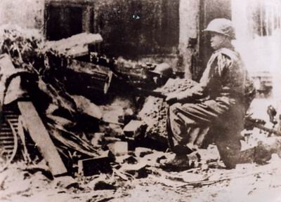 Chọn thời điểm phát động Toàn quốc kháng chiến