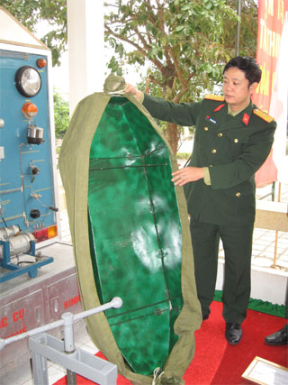 Thuyền tôn gấp