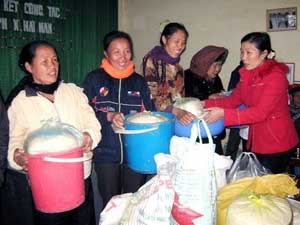 Hỗ trợ hơn 26.000 tấn gạo cho hộ nghèo ăn Tết