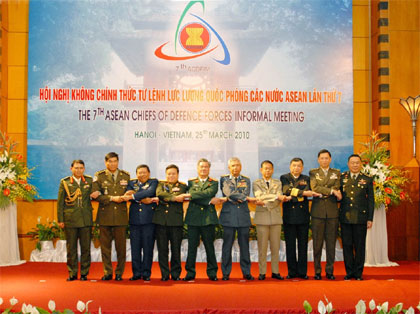Định hướng thiết thực cho hợp tác giữa quân đội các nước ASEAN