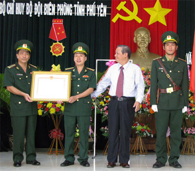 Bộ đội biên phòng tỉnh đón nhận Huân chương Bảo vệ Tổ quốc hạng Nhất