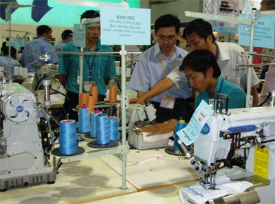 Cung ứng nguyên phụ liệu cho ngành dệt may: Còn lắm gian truân!