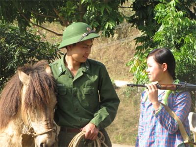 Còn tình yêu ở lại