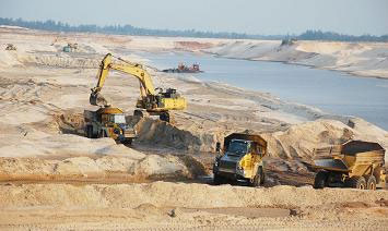 Tháng 4 trên đại công trường Hà Tĩnh