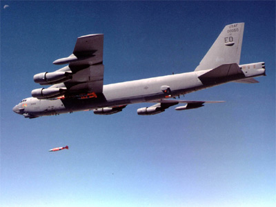 Thay thế máy bay ném bom tầm xa bằng “các hệ thống tấn công” mới