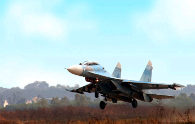 Làm chủ vũ khí trang bị bảo vệ vững chắc bầu trời Tổ quốc