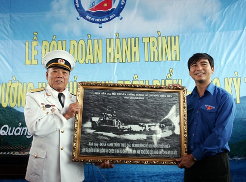 Quảng Bình đón đoàn Hành trình “Theo dấu tích đường Hồ Chí Minh trên biển”