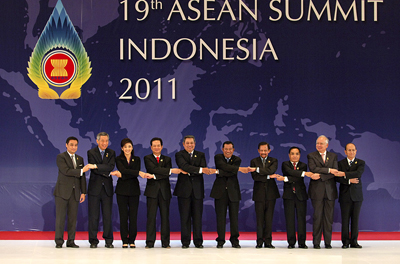 Thủ tướng dự khai mạc Hội nghị cấp cao ASEAN 19