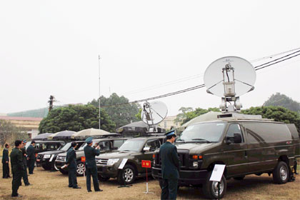 Giới thiệu khí tài mới về Thông tin liên lạc