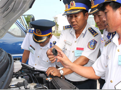 Vùng Cảnh sát biển 3 tổ chức Hội thi tàu, xe tốt 2011