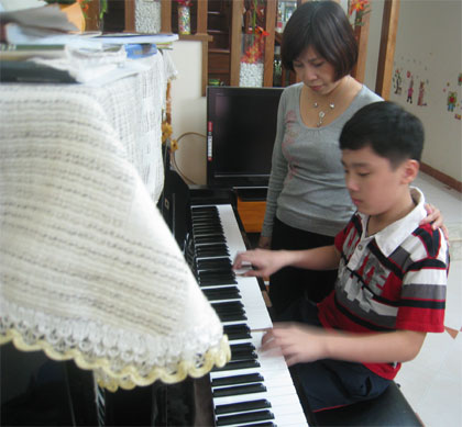 Giúp con chiến thắng bệnh tự kỷ