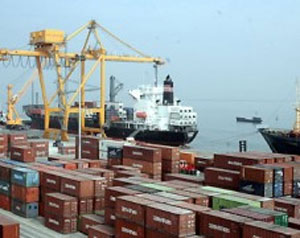 Nhập siêu chưa thể giảm mạnh