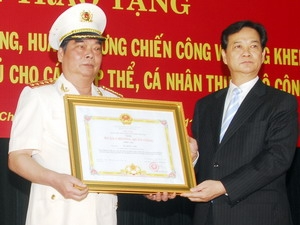 Đón nhận các phần thưởng cao quý của Chủ tịch nước và Thủ tướng Chính phủ