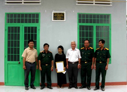 Ấm tình trong căn nhà mới