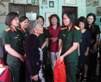 Ấm áp tình người xứ Huế